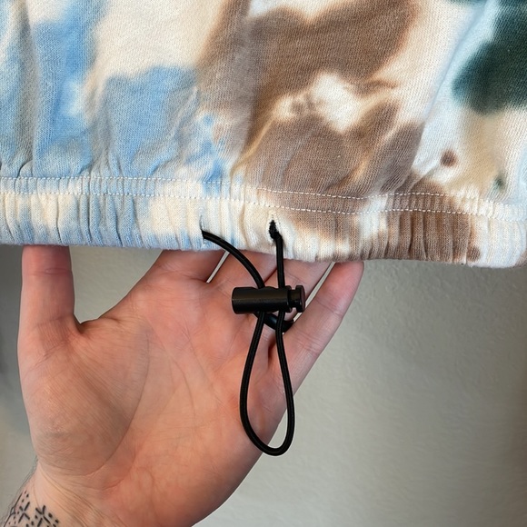 RSQ Crop Top Crew Neck Sweatshirt w/ Drawstring - Size L - Picture 3 of 5